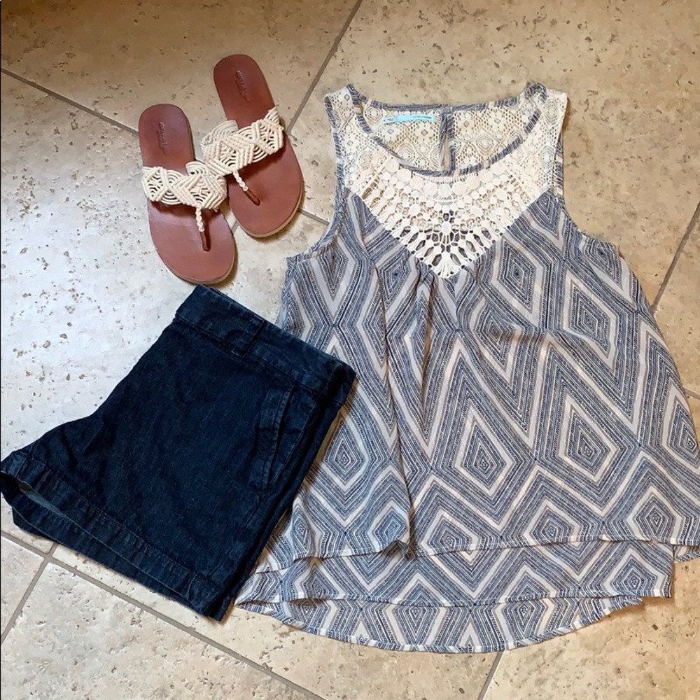Sleeveless summer top 🌸